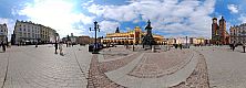 Rynek Sukiennice - pomnik Adama Mickiewicza